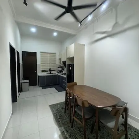Hazzani Homestay Klia Banting  Exterior photo