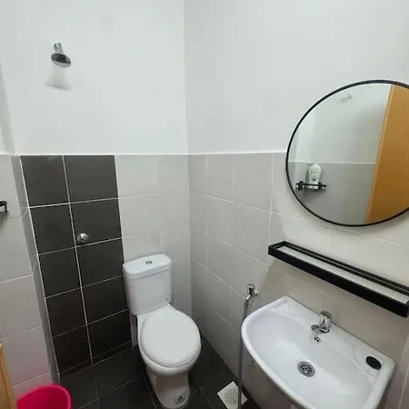 Hazzani Homestay Klia Banting  Exterior photo