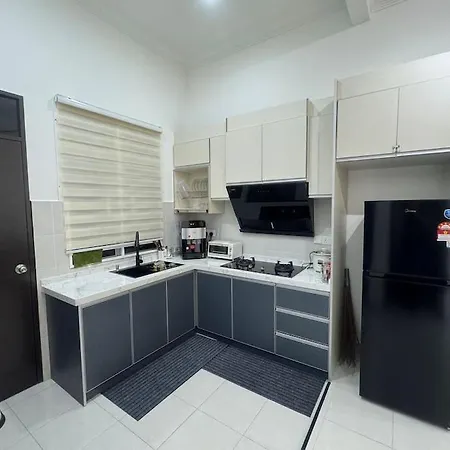 Hazzani Homestay Klia Banting  Exterior photo