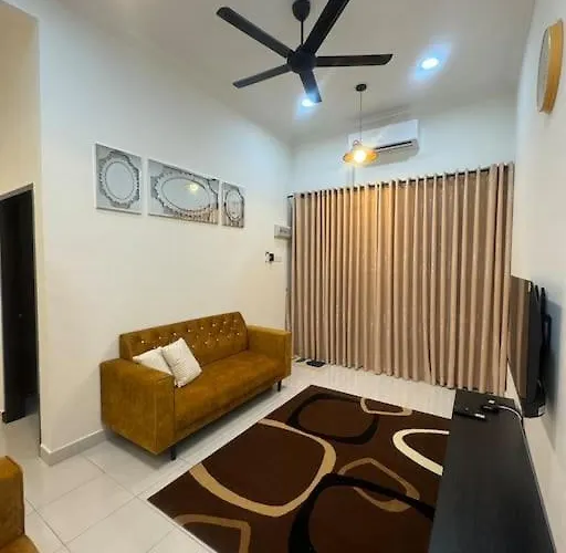 Hazzani Homestay Klia