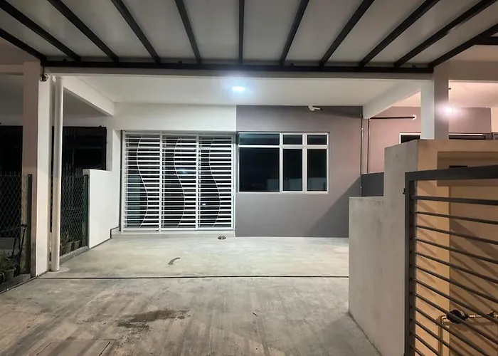 Hazzani Homestay Klia